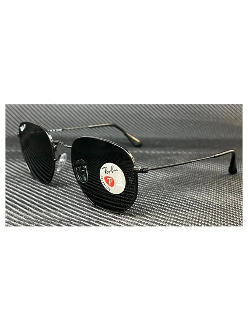 New Ray-Ban Men  Black Sunglasses  54- 21- 145